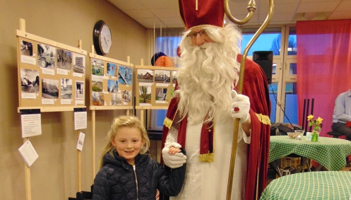 Sinterklaas op fototentoonstelling Heusdenhout
